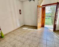 Resale - Appartement - Daya Nueva