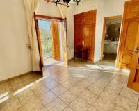 Resale - Appartement - Daya Nueva