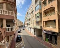 Resale - APPARTEMENT - La Mata