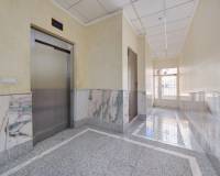 Resale - Appartement - Torrevieja - Centro - Muelle Pesquero