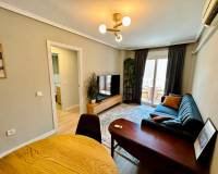 Resale - - APPARTEMENT - Torrevieja Centro - Torrevieja