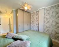 Resale - - APPARTEMENT - Torrevieja Centro - Torrevieja