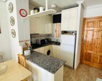 Resale - Appartement - Torrevieja - Urbanización San Luis