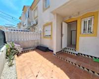 Resale - Bungalow - Torrevieja - Centro