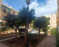 Resale - Bungalow - Torrevieja