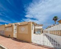 Resale - Bungalow - Torrevieja