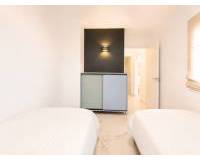 Resale - Bungalow - Torrevieja