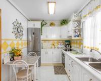 Resale - Casa - Torrevieja - Zona los Frutales