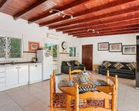 Resale -  - Catral