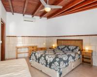 Resale -  - Catral