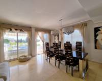 Resale - Chalet - Torrevieja - La Mata