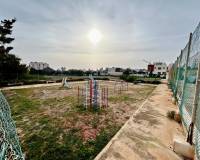 Resale - Chalet - Torrevieja - La Mata