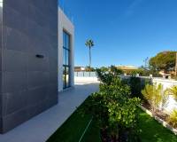 Resale - Chalet - Torrevieja - Los balcones