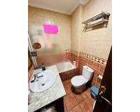 Resale - Chalet - Torrevieja - Playa de los Locos