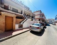 Resale - Chalet - Torrevieja - Playa de los Locos