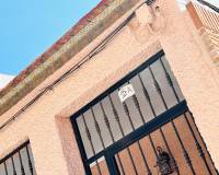 Resale - Chalet - Torrevieja - Playa de los Locos