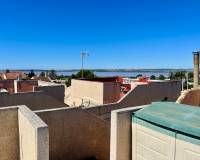 Resale - Chalet - Torrevieja - Urbanización San Luis