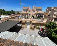 Resale - Chalet - Torrevieja - Urbanización San Luis