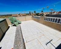 Resale - Chalet - Torrevieja - Urbanización San Luis