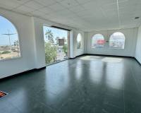 Resale - Commercial - Algorfa