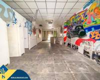 Resale - Commercial Unit - Torrevieja - Playa de los Locos