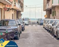 Resale - Commercial Unit - Torrevieja - Playa de los Locos