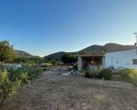 Resale - country house - Hondón de las Nieves