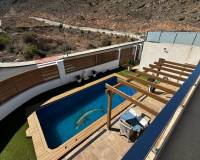Resale - Detached House / Villa - Cox
