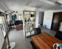 Resale - Detached House / Villa - Cox