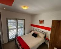 Resale - Detached House / Villa - Cox