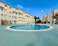 Resale - ДОМ РЯДОВОЙ ЗАСТРОЙКИ - Torrevieja - San Luis
