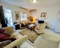 Resale - дом рядовой застройки - Torrevieja - Urbanización San Luis