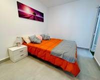 Resale - дом рядовой застройки - Torrevieja - Urbanización San Luis