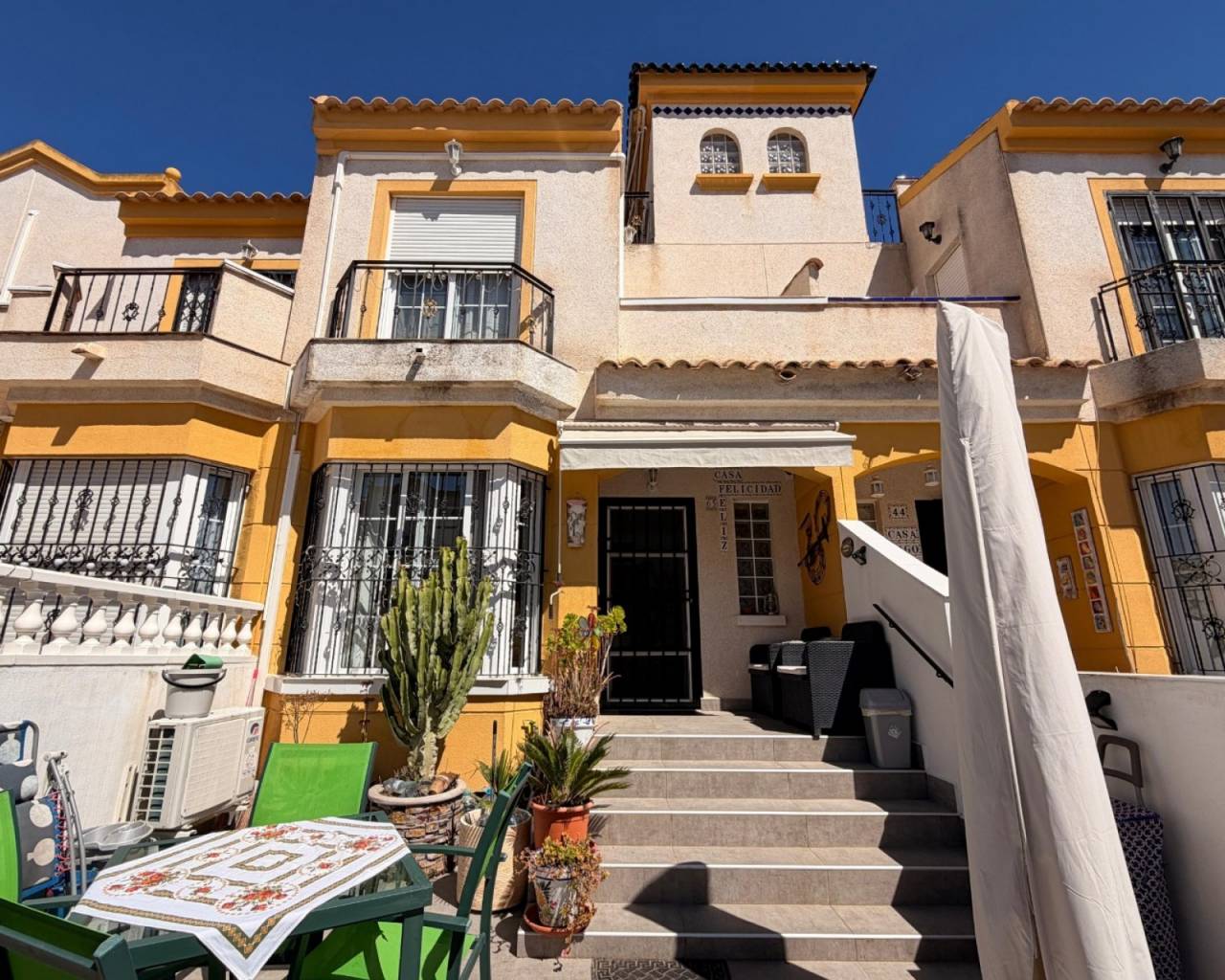  - Resale - El Raso - El Raso