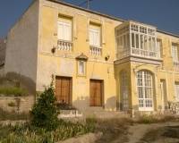 Resale - Finca - Orihuela