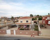 Resale - Freistehende Villa - Torrevieja - Aguas Nuevas