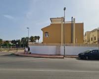 Resale - Halb freistehendes Haus - Torrevieja - San Luis
