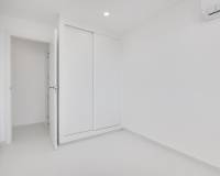 Resale - Квартира - Torrevieja - Playa de los Naufragos