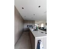Resale -  - Los Montesinos