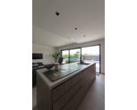 Resale -  - Los Montesinos