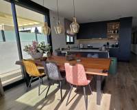 Resale -  - Los Montesinos