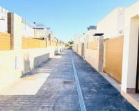 Resale - Semi Detached Villa - Los Montesinos - La Herada