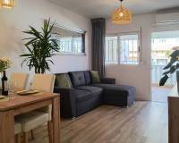 Resale - terraced_house - Orihuela Costa - Punta Prima