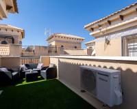 Resale - Terraced house - Orihuela Costa - Villamartín