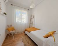 Resale - Terraced house / Townhouse - Orihuela Costa - La Zenia