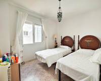 Resale - Top floor bungalow - Torrevieja - Punta Prima
