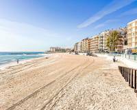 Resale -  - Torrevieja - Playa de los Locos