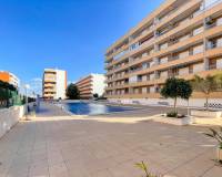 Resale -  - Torrevieja - Punta Prima