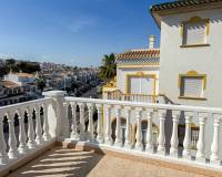 Resale - town_house - Torrevieja - La Mata