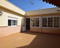 Resale - Townhouse - Los Montesinos